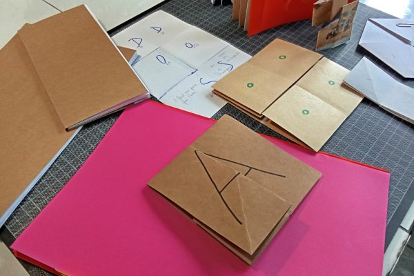 formation professionnelle en livre d'artiste du Labo Estampe